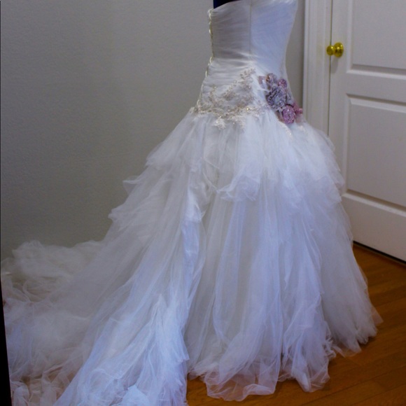 Alfred Angelo Disney Wedding Dress - Sleeping Beauty - Picture 1 of 15